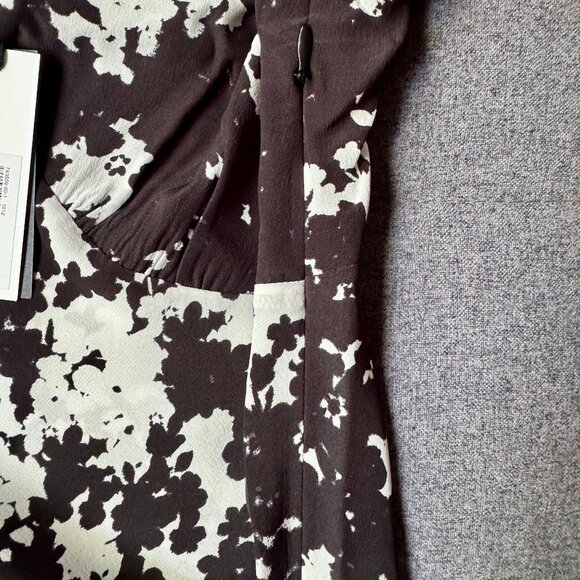 Banana Republic Matte Silk Maxi Dress - Sizes 2P or 4P NWT! - Picture 8 of 8